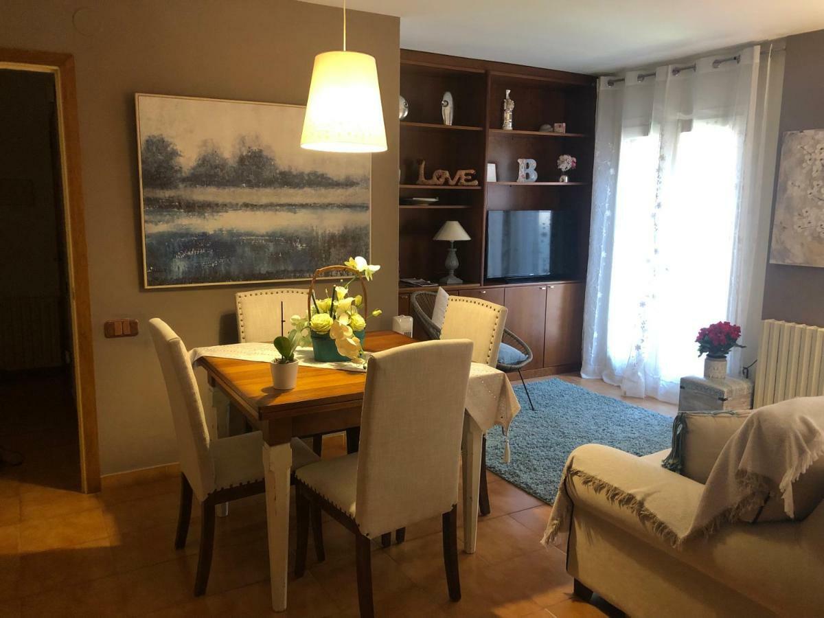 Pla de balenya 2. 3-1 Apartment Vic Bagian luar foto